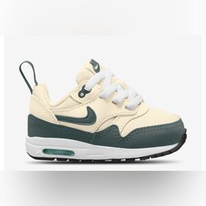Green and cream Air Max 1 EasyOn